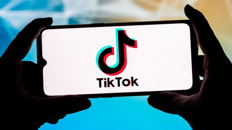 Utilizzare l'intelligenza artificiale per guadagnare su TikTok